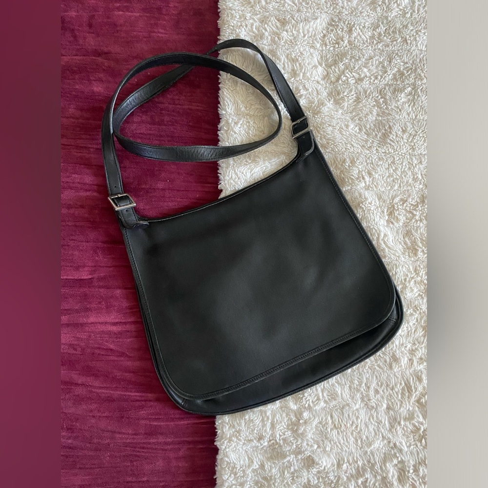Vintage Coach 9134 Slim Hippie Flap Bag